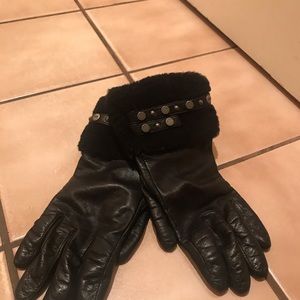 Ugg Leather gloves